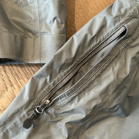 Eddie Bauer “365 WeatherEdge Plus” Raincoat - Picture 11 of 15